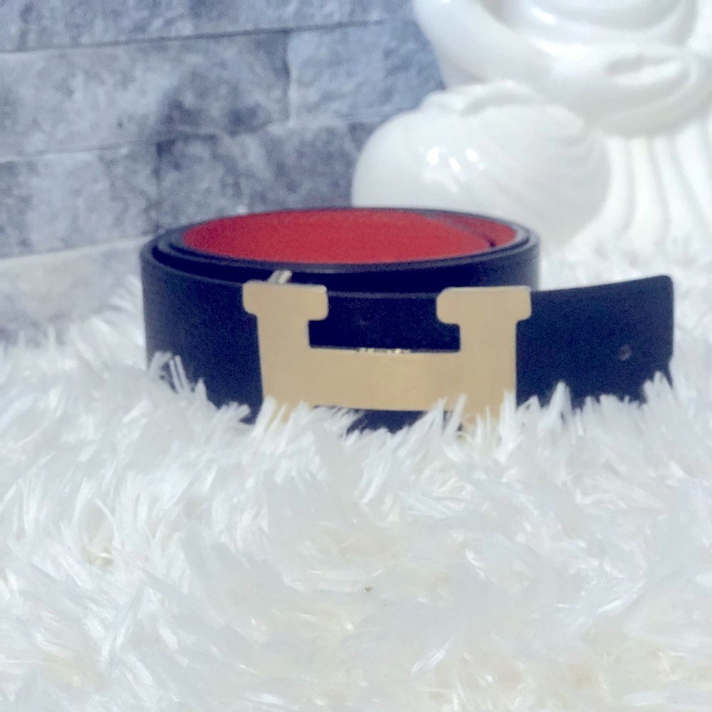 Hermès small belt_ unisex not in original box.